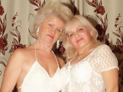 Sexy Matures Francesca And Erlene Show Off Their Sagged Tits...