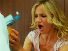 Celebrity Babe Cameron Diaz Rubs Cock & Squeezing A Womans B...