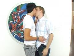 Horny Gay Hotties Jamie Lee And Richard Making Out And Getti...