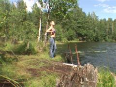 Cute Teen Girl Is Spied Skinny Dipping