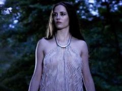 Celebrity Babe Eva Green Exposes Gorgeous Massive Breasts Ou...