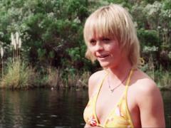 Celebrity Babe Taryn Manning Topless & Hot Underwear Movie S...